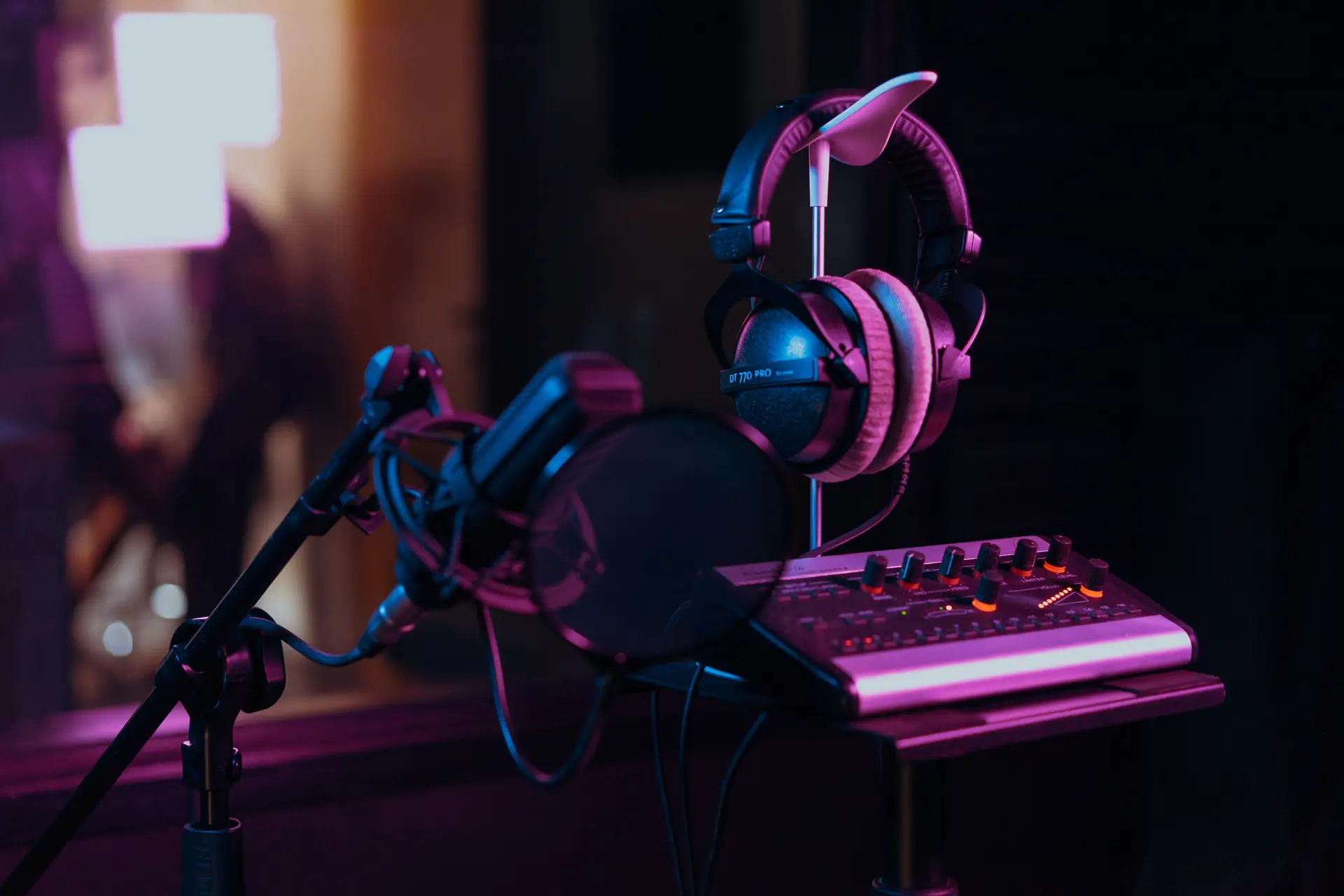 Elquarionpurestudio profesionalni snemalni studio